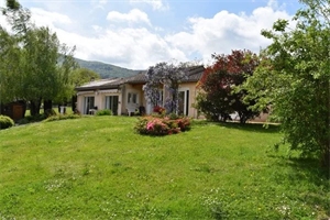 villa à la vente -   81200  MAZAMET, surface 137 m2 vente villa - UBI462084875